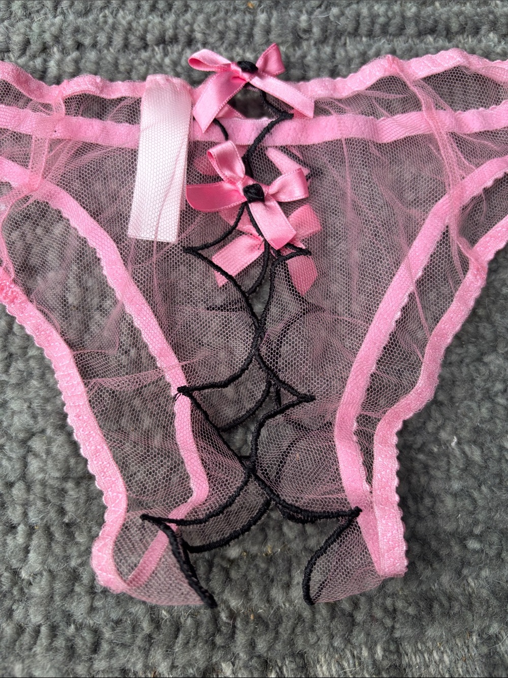 Sheer Pink Lace Bra & Panty Set with Decorative Bows - Picture 10 of 10